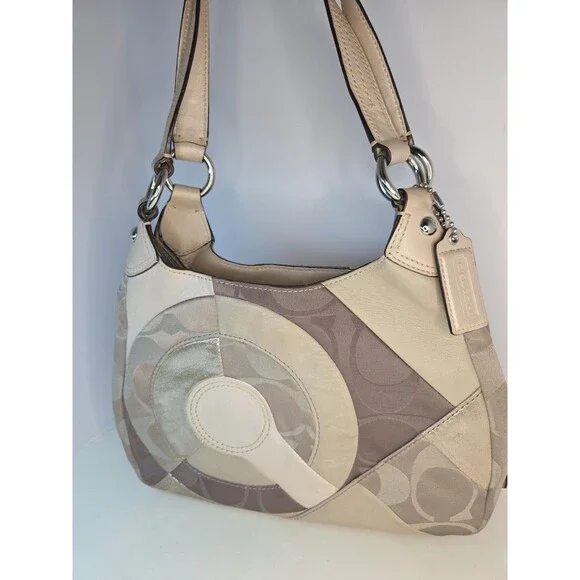 Coach Signature F20032 Biege Patchwork Leather INLD PWK HOBO Silvertone Hrdw - Picture 1 of 15